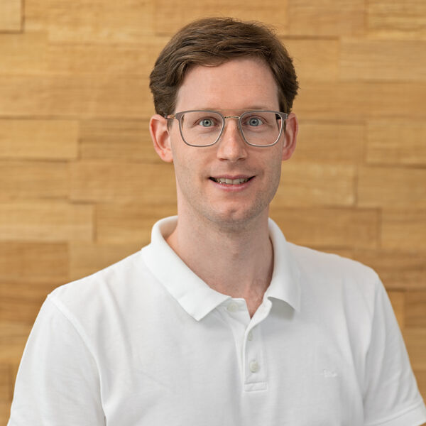 Auf diesem Bild sehen Sie unseren Herr Dr. Wennemar Bochskanl
